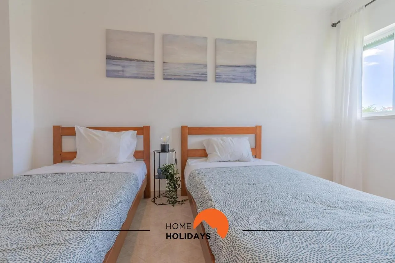 #064 T2 Oh Live By Home Holidays Albufeira 0*,  Portugal